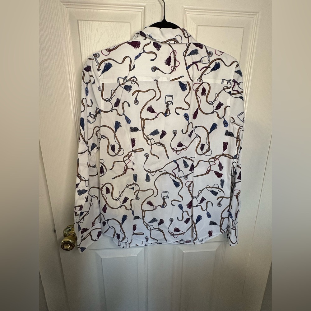 Talbots Equestrian-Print Perfect Shirt – Size 8 | Stretch Cotton | Non-Iron - Picture 8 of 10